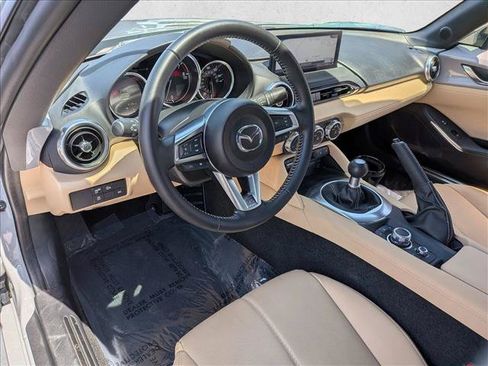 Certified 2025 MAZDA MX-5 Miata RF Grand Touring RWD image 3