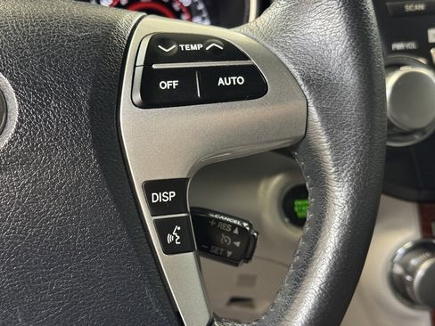 Used 2012 Toyota Highlander Limited image 34