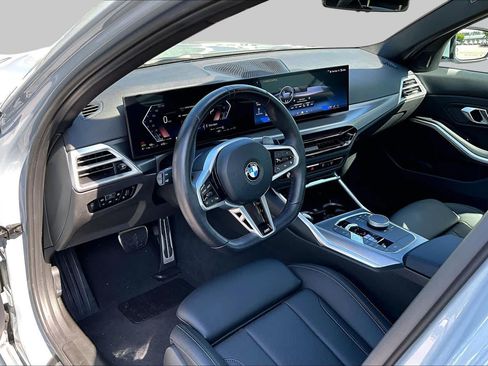Used 2026 BMW 330i xDrive Sedan AWD/4WD image 17