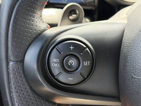 Used 2020 MINI Cooper S w/ Signature Upholstery Package FWD image 25