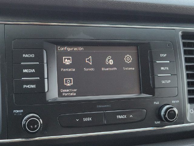 Used 2018 Kia Sedona L FWD image 26