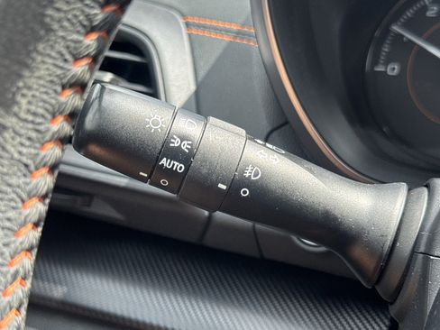 Used 2021 Subaru Crosstrek 2.0i Premium w/ Moonroof Package image 16