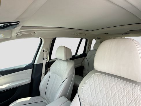 Used 2020 BMW X7 xDrive40i w/ Executive Package AWD/4WD image 29