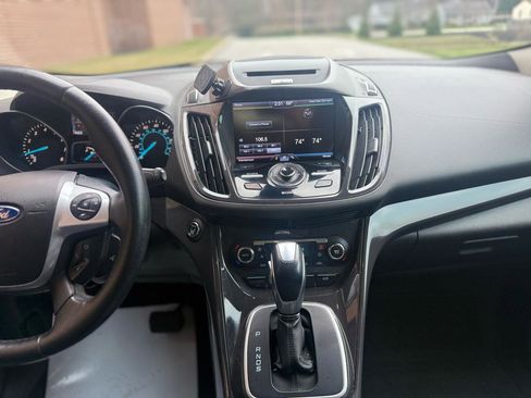 Used 2014 Ford Escape Titanium image 27