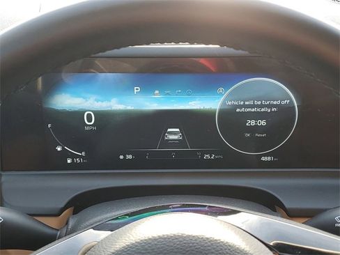 Certified 2025 Kia Seltos EX w/ EX Sunroof Package image 20