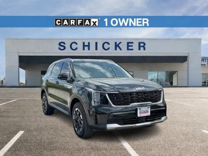 Used 2025 Kia Sorento S