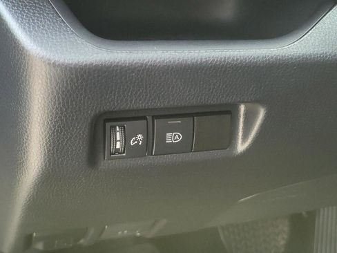 Used 2023 Toyota RAV4 XLE FWD image 20