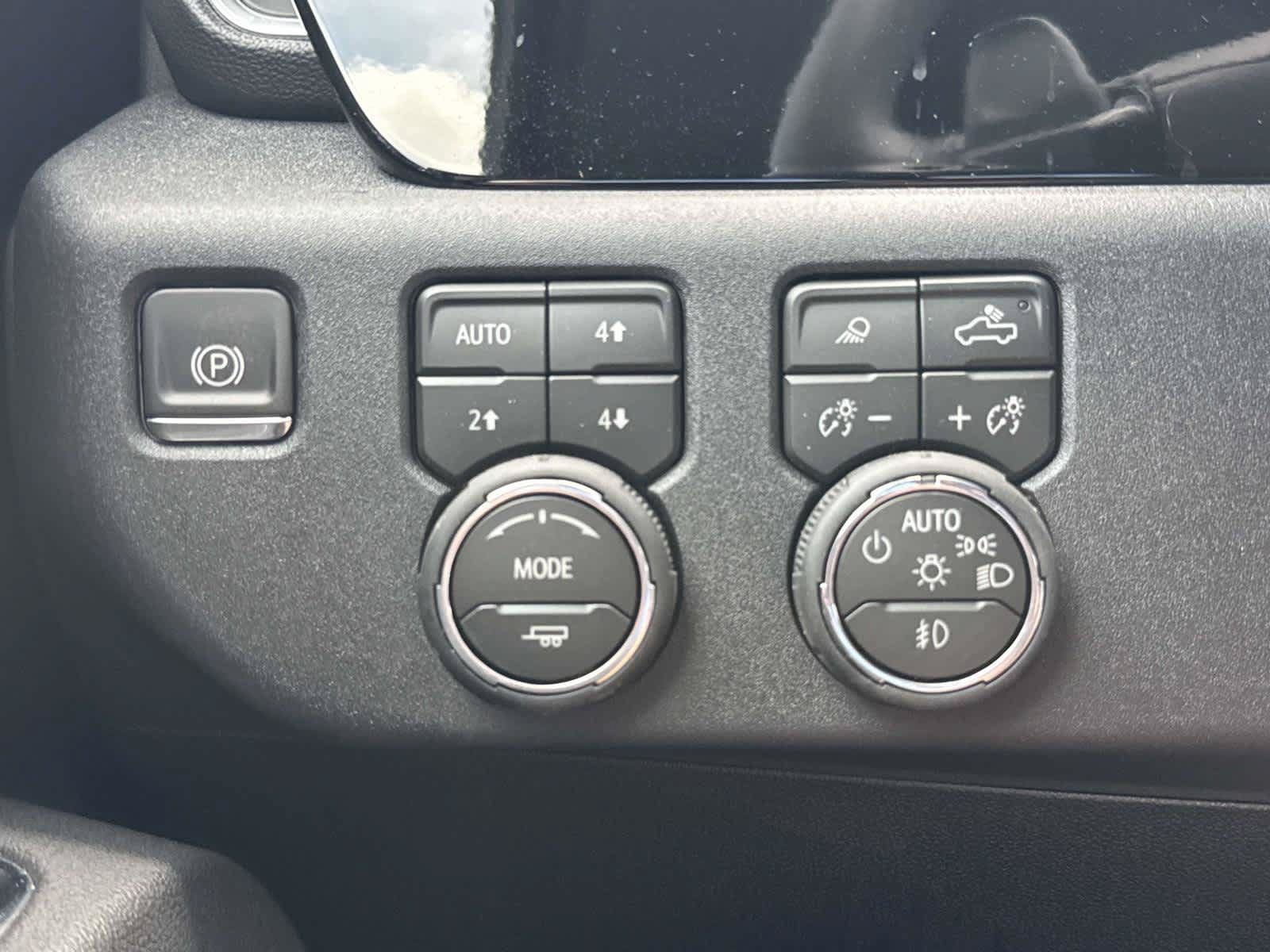 New 2026 Chevrolet Silverado 1500 RST w/ RST All Star Premium Package AWD/4WD image 13