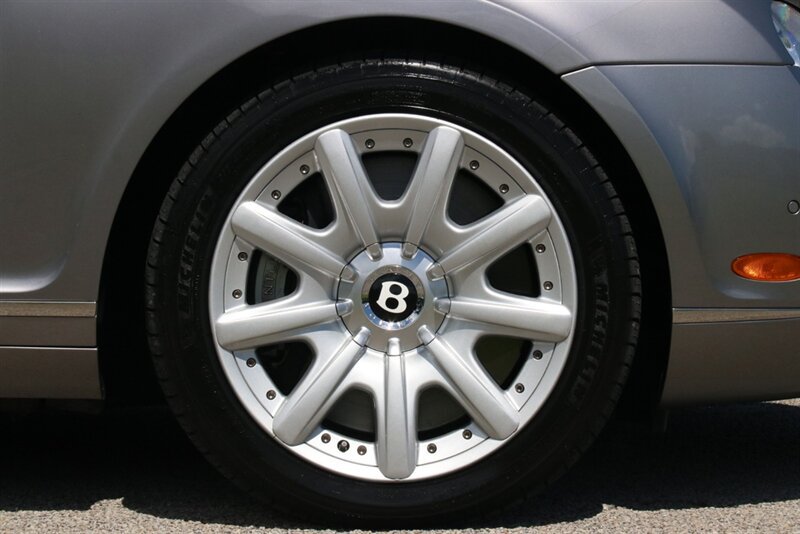 Used 2005 Bentley Continental GT AWD/4WD image 38