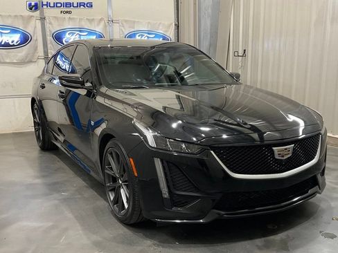 Used 2018 Cadillac XTS Premium Luxury FWD image 1