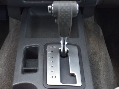 Used 2010 Nissan Xterra X AWD/4WD image 16