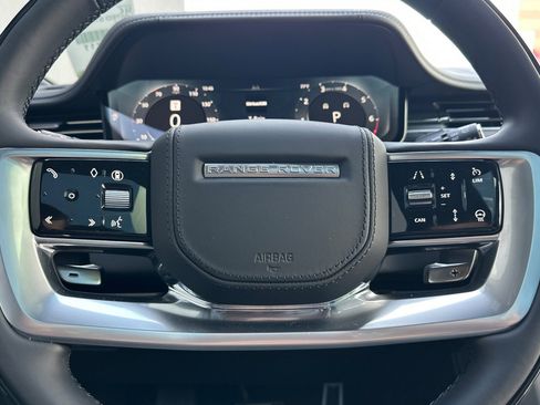 New 2026 Land Rover Range Rover Long Wheelbase SE image 17