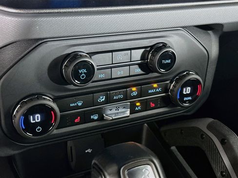 Used 2024 Ford Bronco Big Bend AWD/4WD image 24