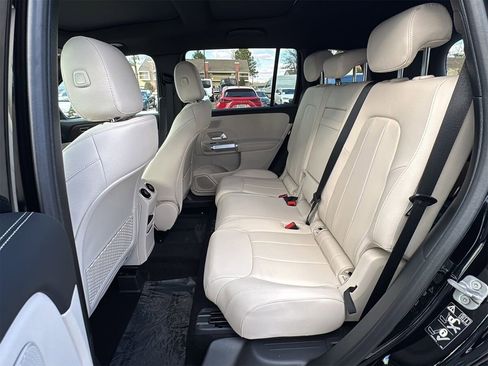 New 2026 Mercedes-Benz GLB 250 image 12
