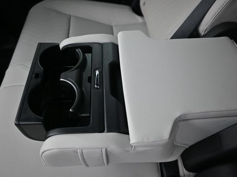New 2026 Lexus RX 350 FWD image 17