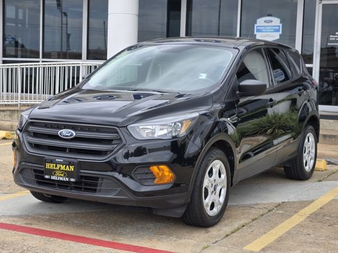 Certified 2018 Ford Escape S FWD image 2