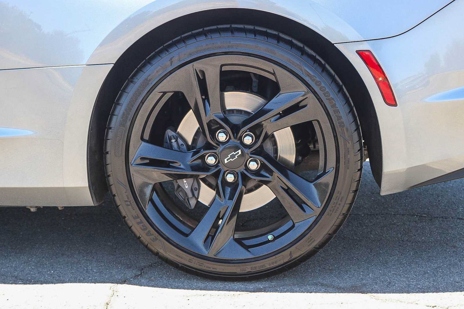 Used 2024 Chevrolet Camaro SS RWD image 10