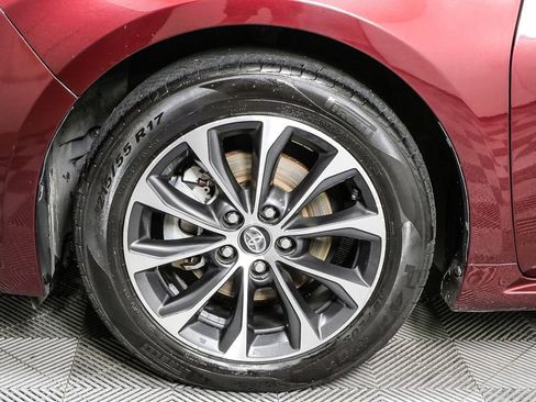 Used 2017 Toyota Avalon XLE image 33