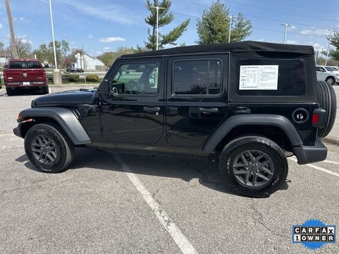 Used 2024 Jeep Wrangler Sport S image 17
