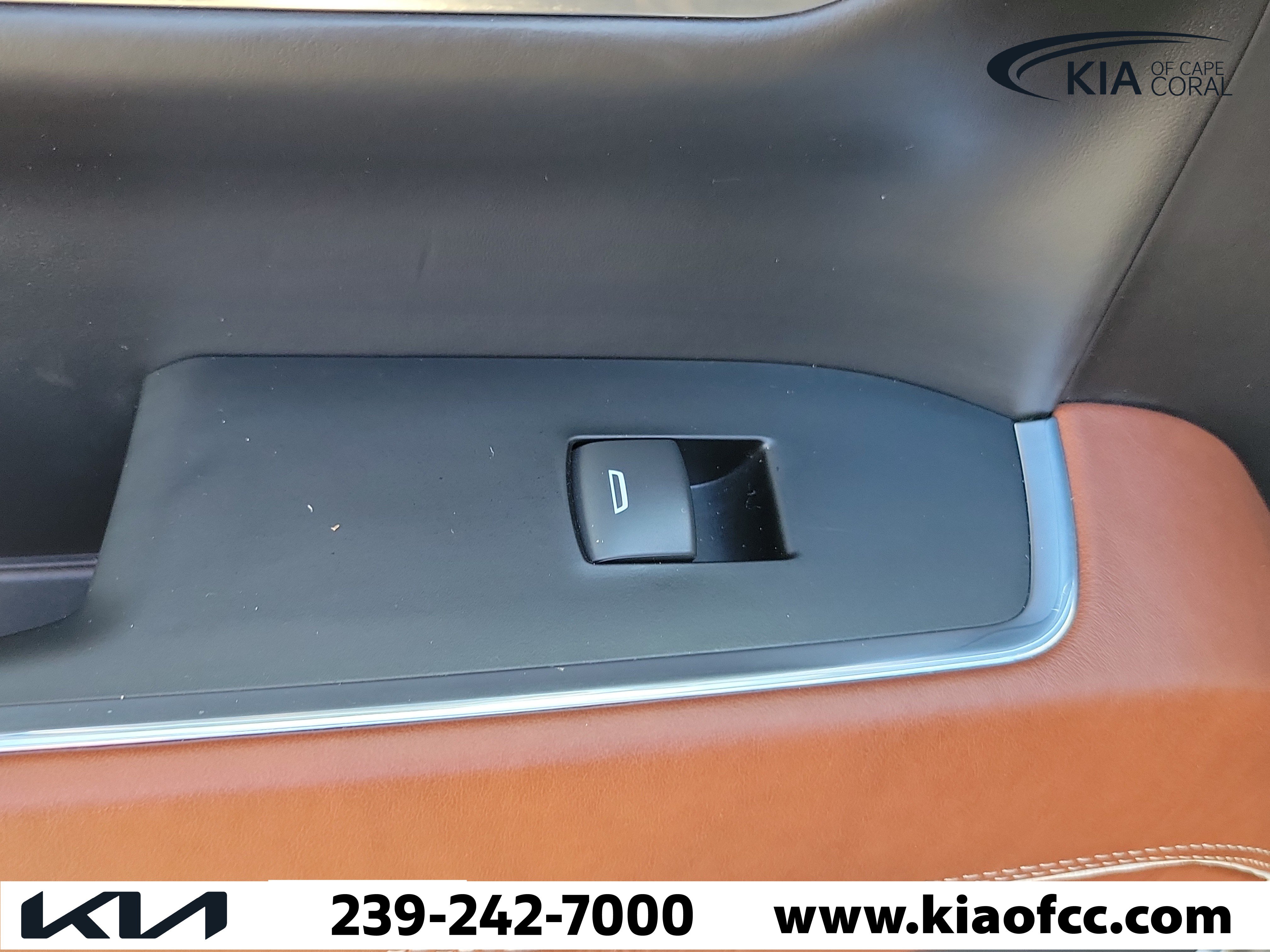 Used 2023 GMC Sierra 1500 Denali Ultimate AWD/4WD image 14