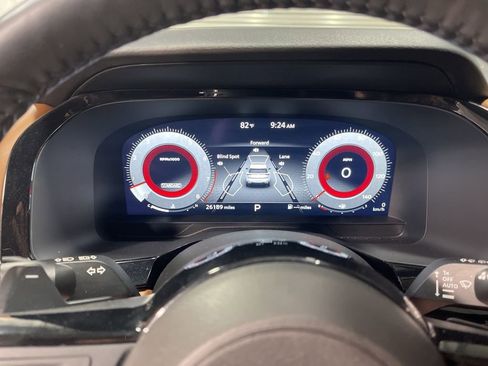 Used 2024 Nissan Pathfinder Platinum image 32