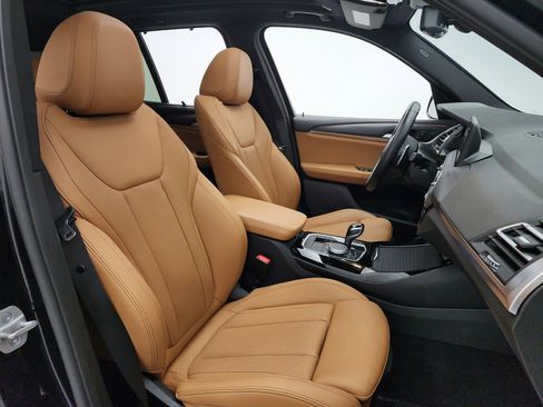 Used 2024 BMW X3 sDrive30i w/ M Sport Package image 18