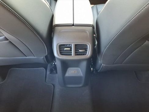 Used 2025 Buick Envision Preferred AWD/4WD image 15