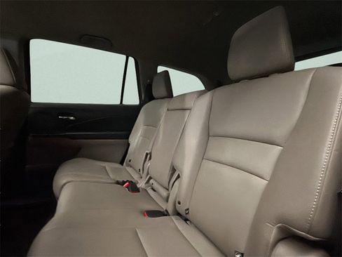 Used 2016 Honda Pilot EX-L image 12