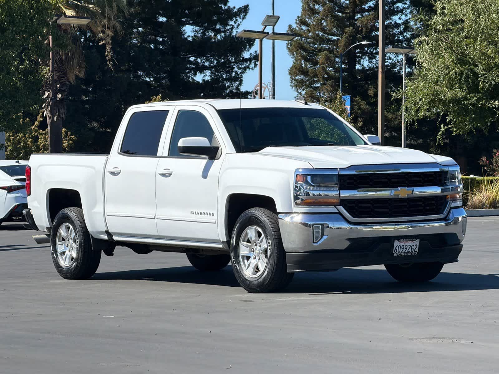 Used 2017 Chevrolet Silverado 1500 LT w/ All Star Edition RWD image 5