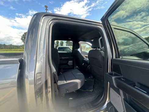 Certified 2022 Ford F150 XLT w/ Equipment Group 302A High image 18