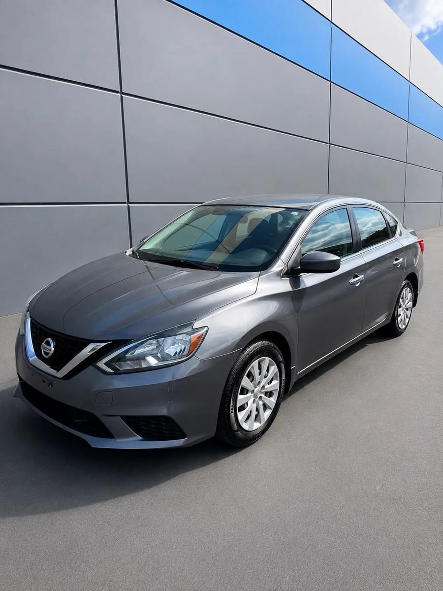 Used 2019 Nissan Sentra S FWD image 1