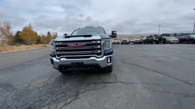 Used 2023 GMC Sierra 2500 SLE w/ SLE Convenience Package AWD/4WD image 3