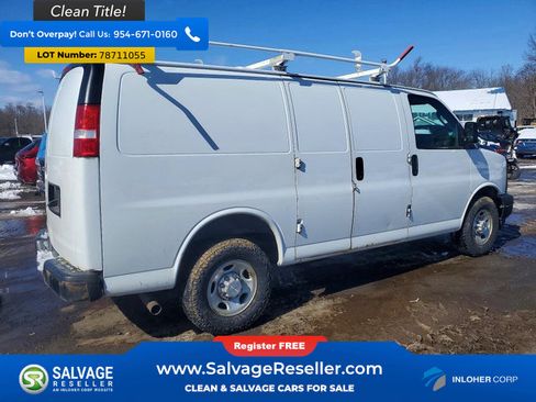 Used 2017 Chevrolet Express 2500 Van Cargo image 4