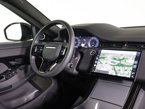 Used 2024 Land Rover Range Rover Evoque S AWD/4WD image 32