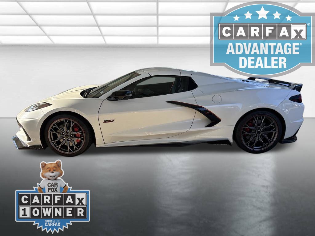 Used 2023 Chevrolet Corvette Stingray Premium Conv w/ Z51 Performance Package RWD image 5
