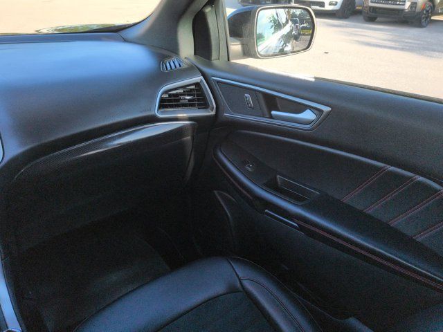Used 2021 Ford Edge ST-Line FWD image 16