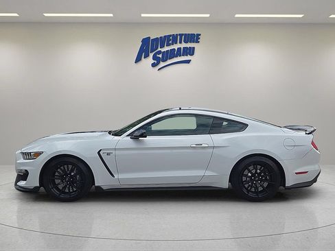 Used 2017 Ford Mustang Shelby GT350 RWD image 4