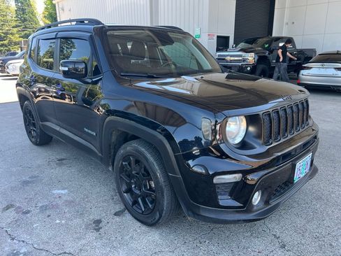 Used 2019 Jeep Renegade Altitude w/ Quick Order Package 2XM FWD image 1