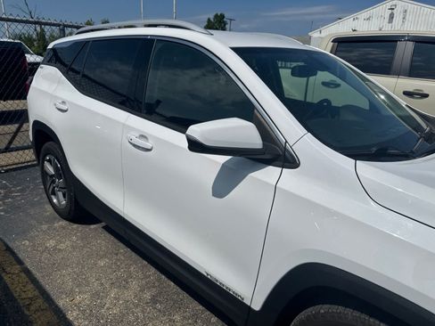 Used 2019 GMC Terrain SLT w/ Preferred Package AWD/4WD image 7