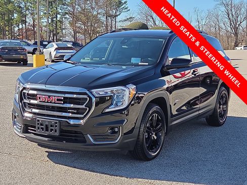 Used 2024 GMC Terrain AT4 w/ Infotainment Package II image 2