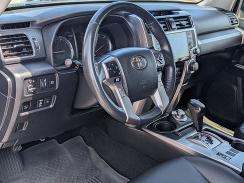 Used 2022 Toyota 4Runner TRD Sport w/ Technology Package AWD/4WD image 14