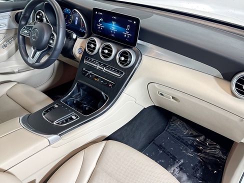 Used 2022 Mercedes-Benz GLC 300 4MATIC image 28