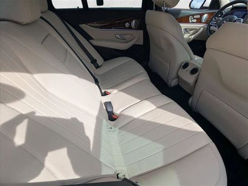 Used 2020 Mercedes-Benz E 450 4MATIC Sedan image 18