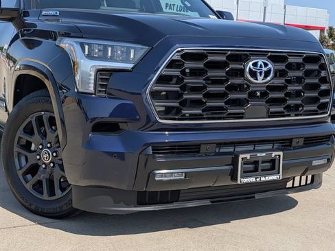 Used 2023 Toyota Sequoia Platinum AWD/4WD image 3