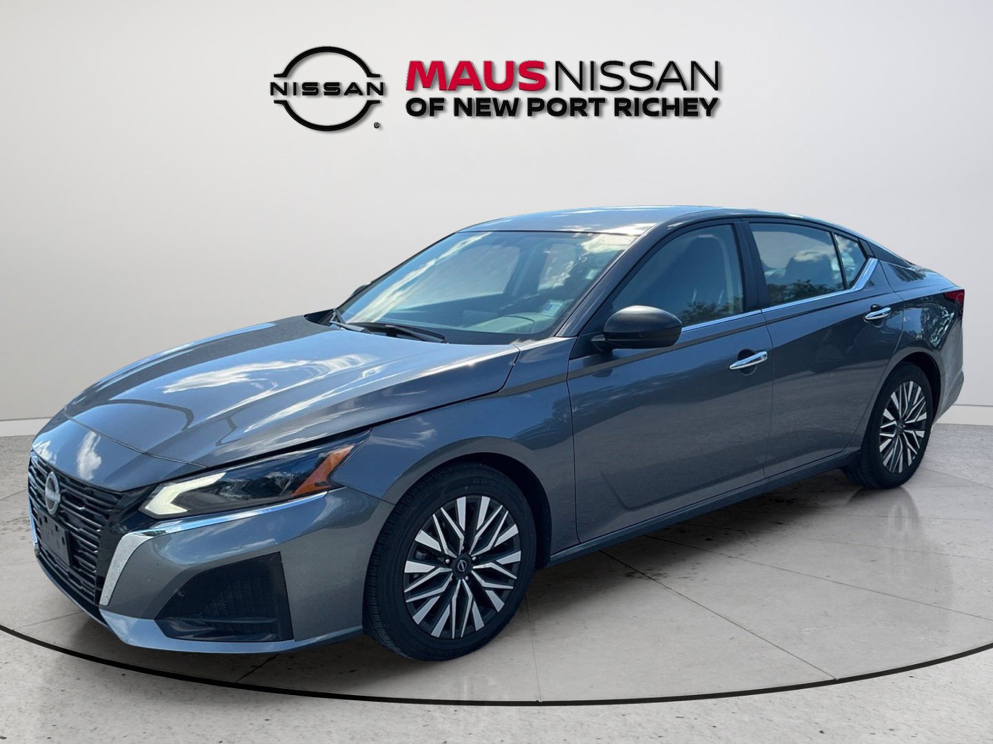 Certified 2025 Nissan Altima 2.5 SV FWD image 3