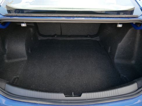 Used 2023 Chevrolet Malibu LT FWD image 18