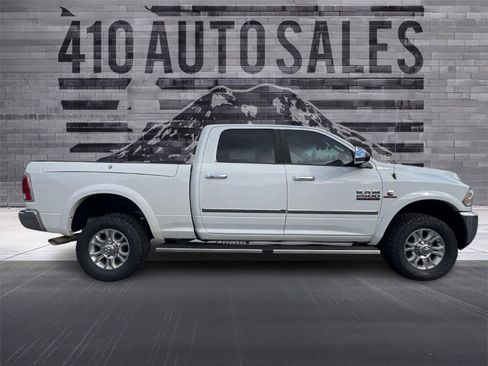 Used 2015 RAM 2500 Laramie image 2
