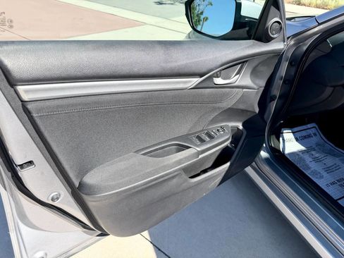 Used 2016 Honda Civic EX image 19