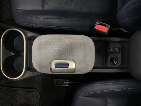 New 2026 MINI Cooper 2-Door Hardtop image 27