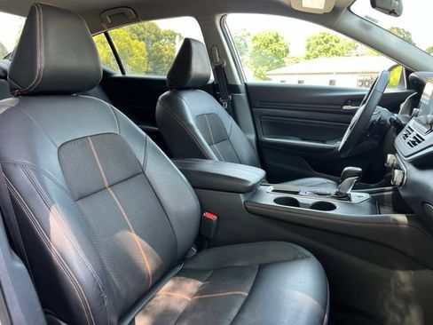 Used 2021 Nissan Altima 2.5 SR FWD image 24